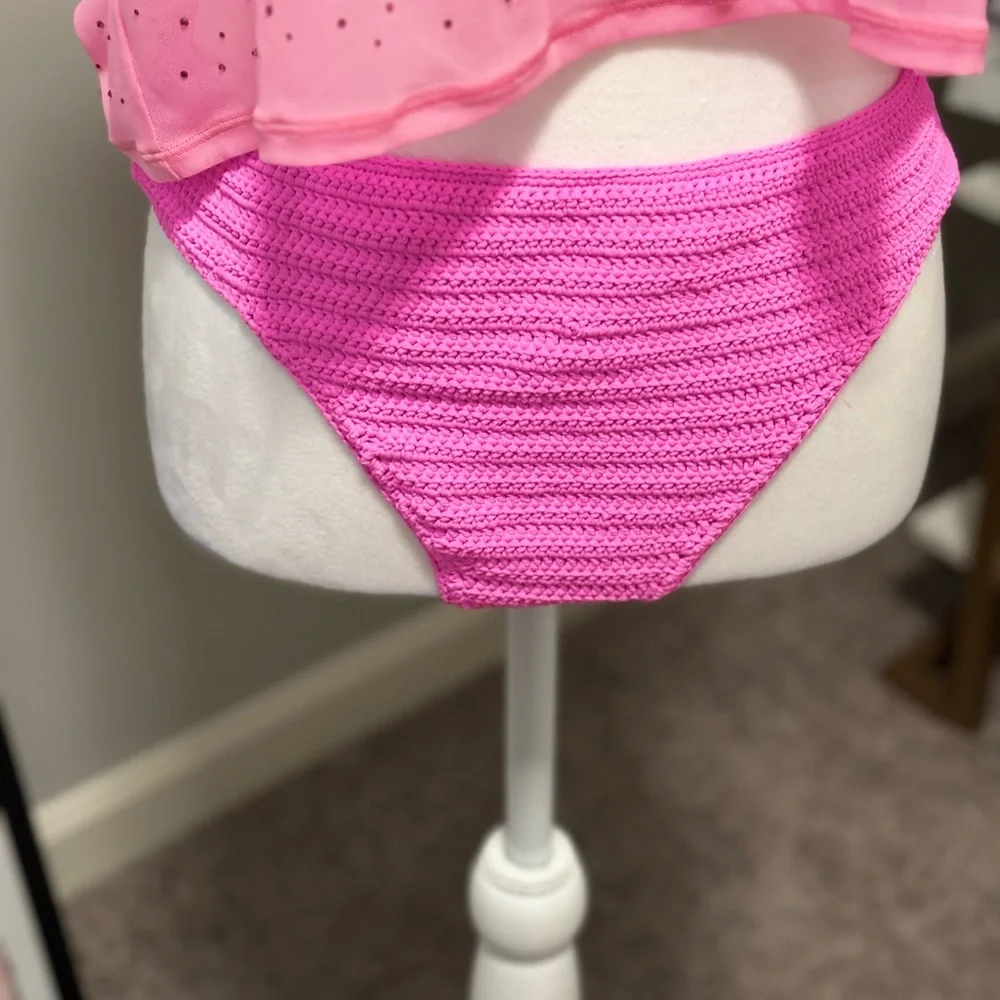 SKIMS PINK CROCHET SWIM TIE BOTTOMS / NWT